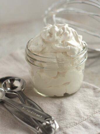 How to Make Perfect Whipped Cream - homemadehome.com