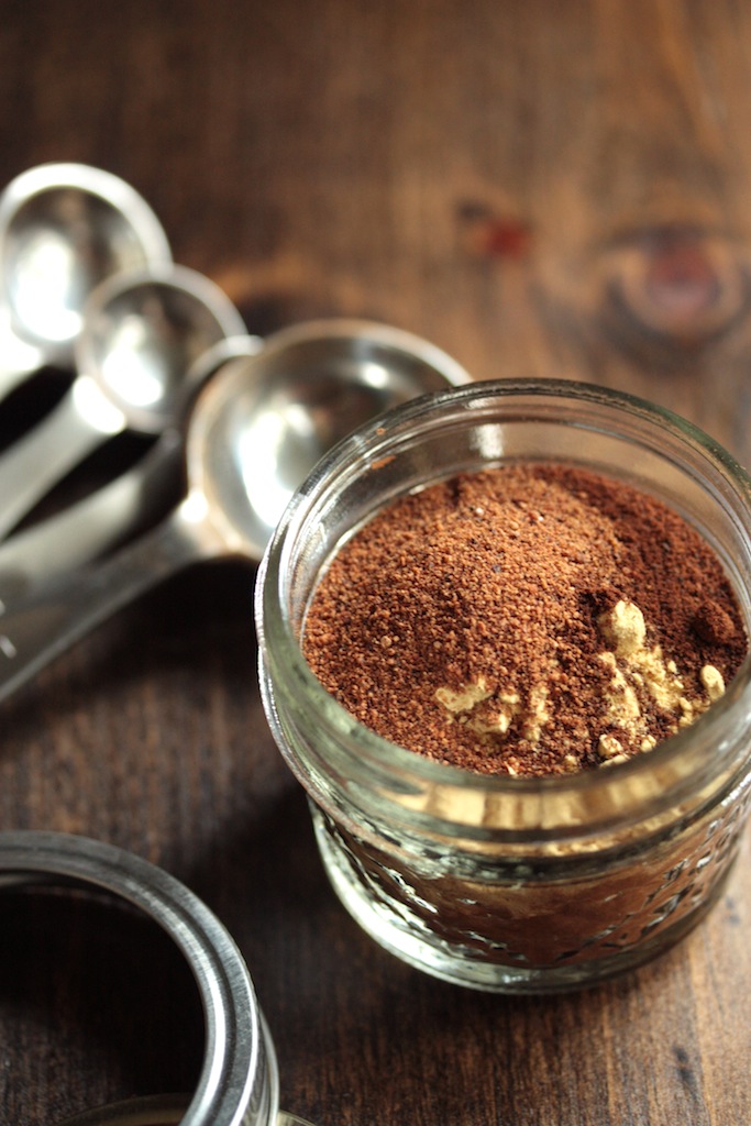 DIY Apple Pie Spice - Custom blend your own Apple Pie Spice for the holidays!