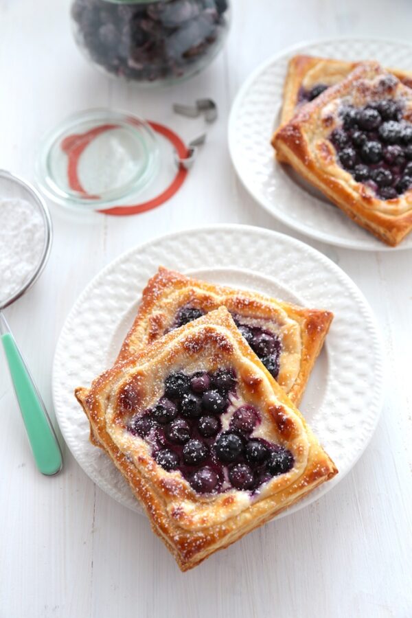 20 Minute Blueberry Cream Cheese Danishes - homemadehome.com These are so simple for breakfast or a weekend brunch! Toast them in your toaster for a quick meal!