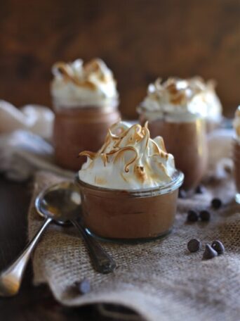 Super Rick Mini French Silk Pies with Meringue - homemadehome.com