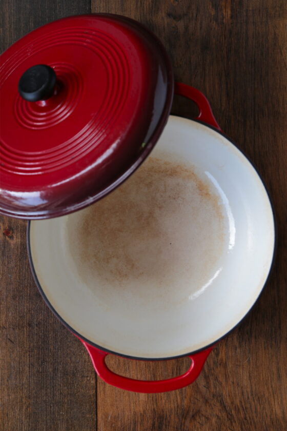 How to Remove Stains from Enameled Cookware in a few easy, and NATURAL steps! - homemadehome.com