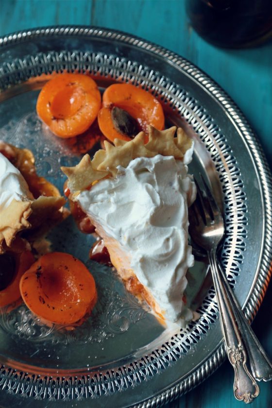 Brandy Apricot Ribbon Pie - homemadehome.com