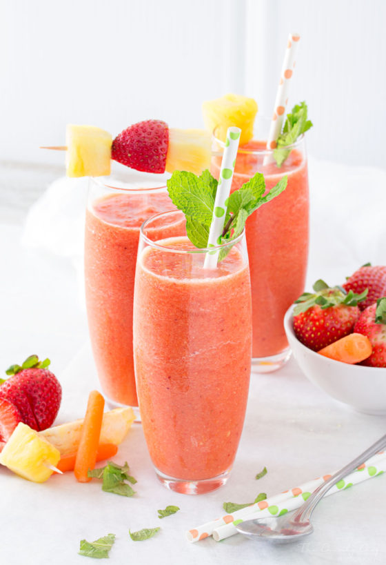 Tropical-Carrot-Smoothie-7