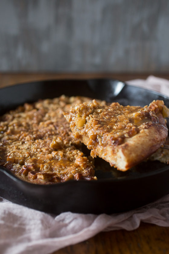 Caramel Apple Crisp Pizza and 25 Other Insanely Delicious Cast Iron Desserts