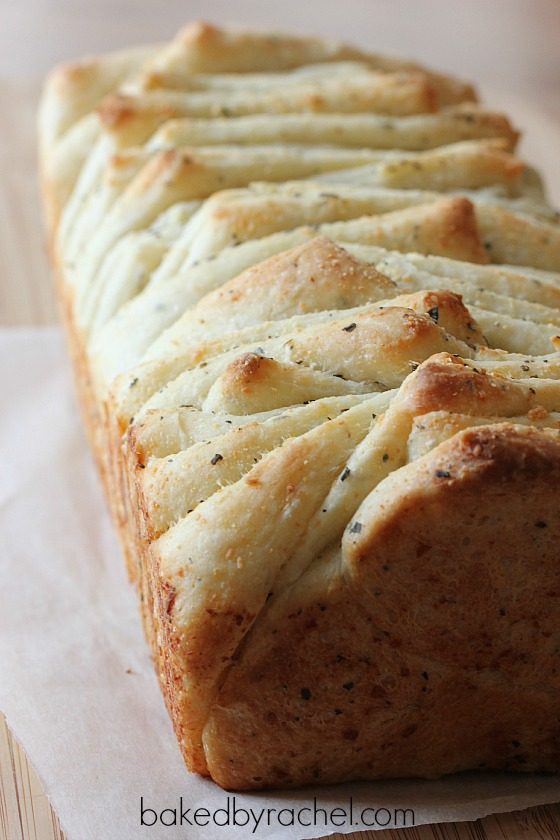 garlic-and-herb-pull-apart-bread-25-sweet-and-savory-mouthwatering-party-bread-recipes
