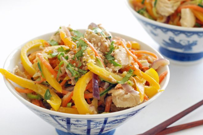 thai-peanut-noodles-with-chickenFIFTY Whole30 Compliant Recipes for Your New Year!