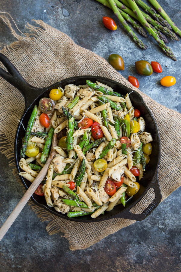 Pesto Chicken Pasta Skillet with Asparagus and Tomatoes